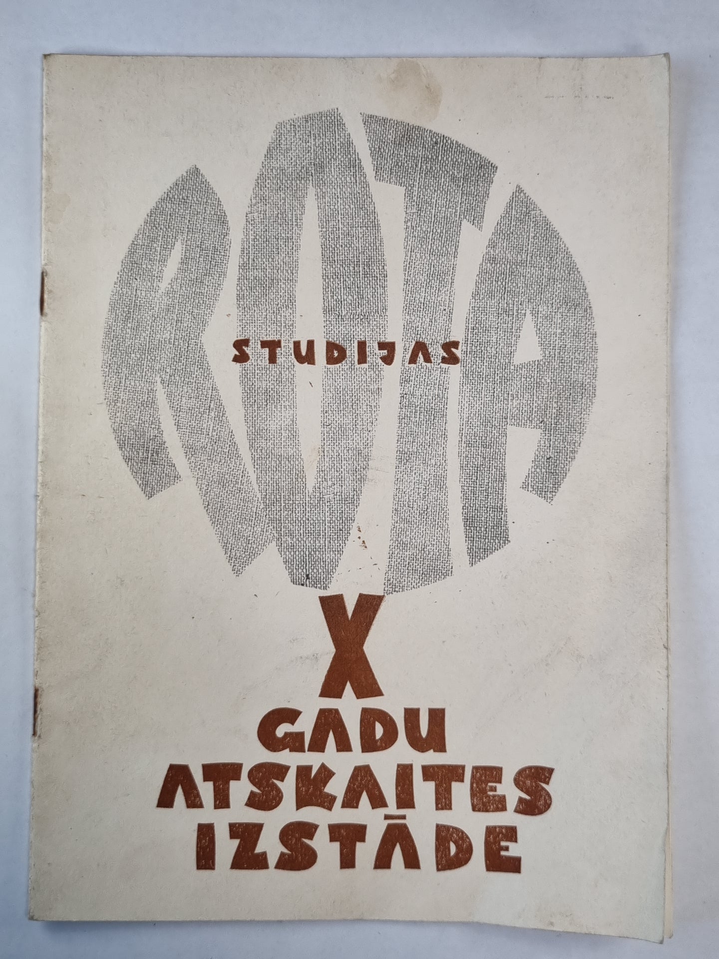 Studijas. X gadu atskaites izstāde. Katalogs