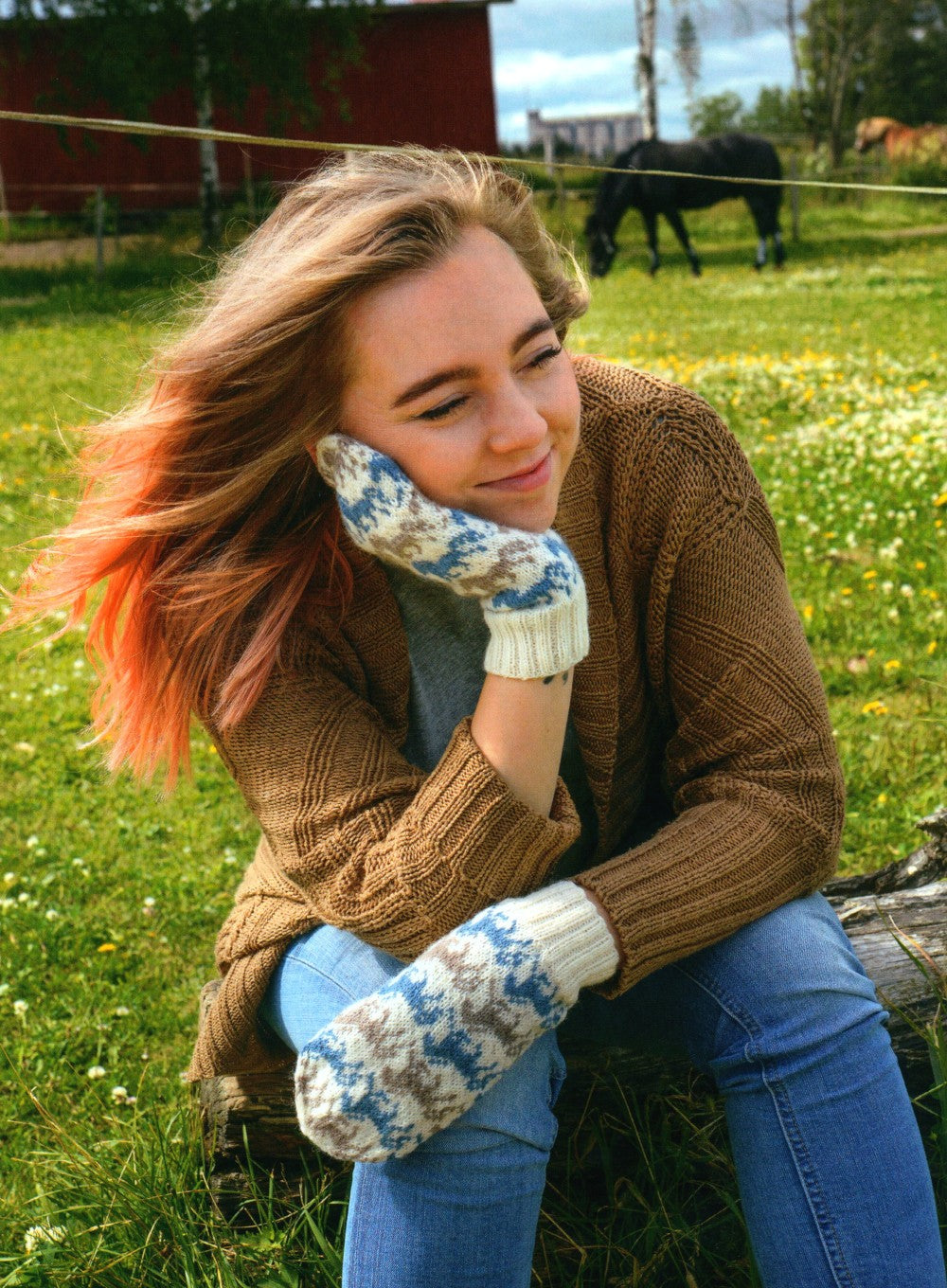 Дизайнерский жаккард. Вяжем варежки и носочки на спицах!: 20 невероятных прое...