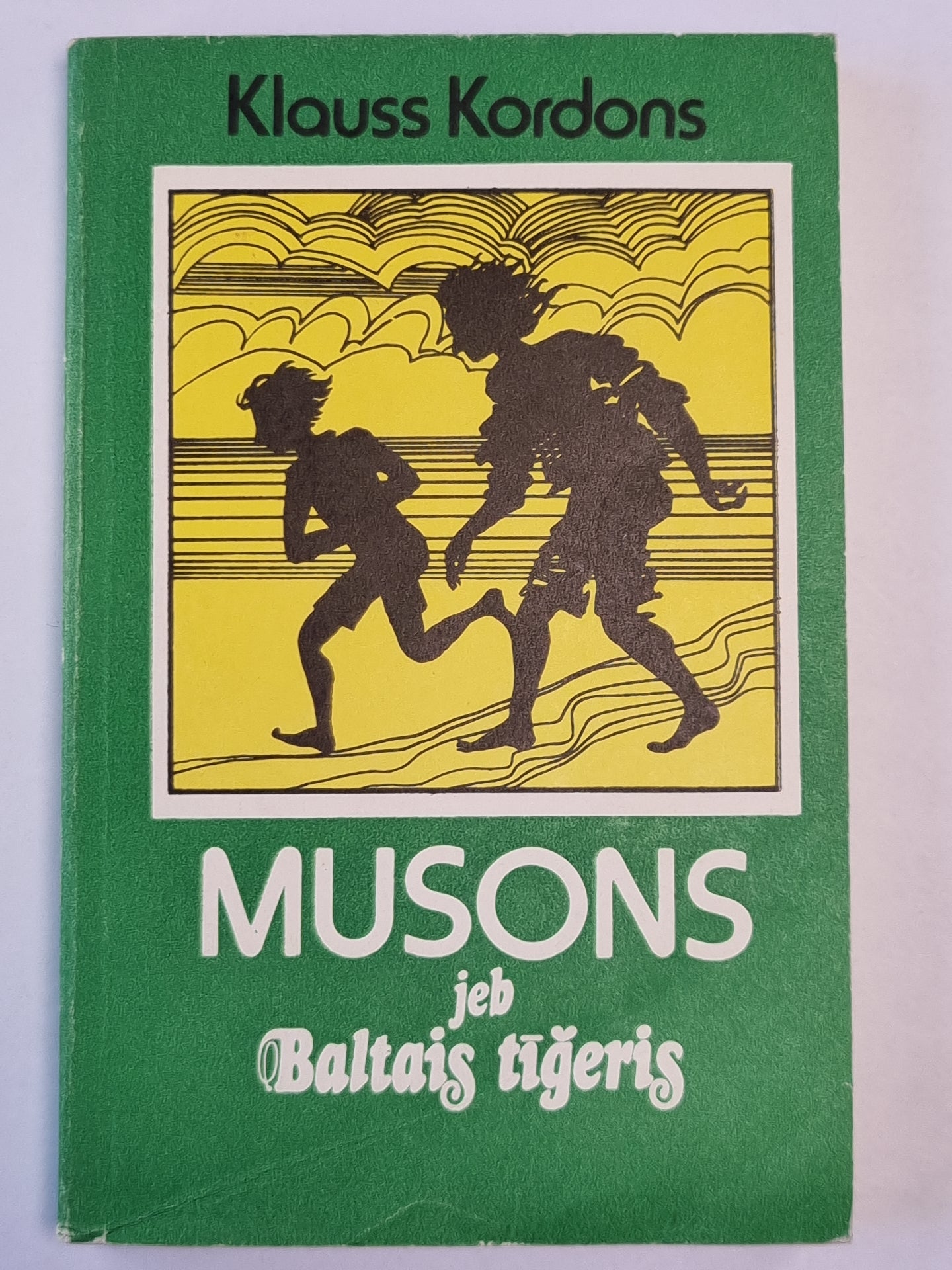 Musons jeb Baltais tīģeris