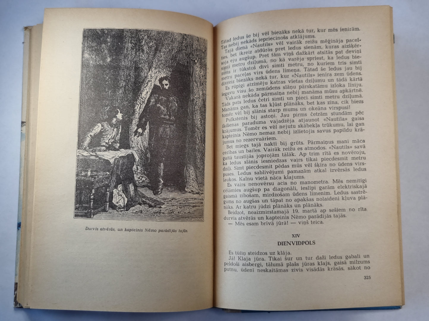 20000 Ljē pa jūras dzelmi