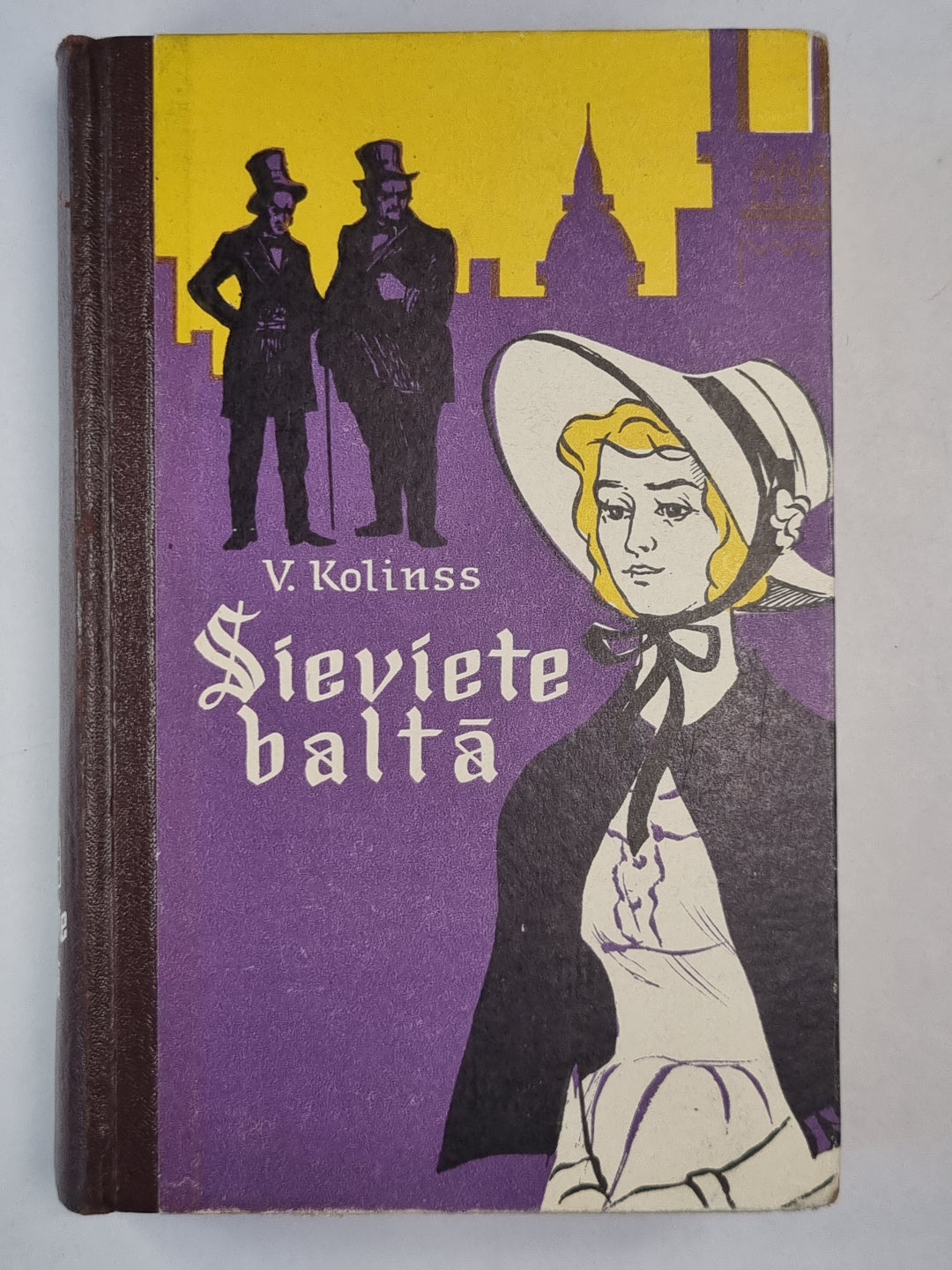 Sieviete baltā