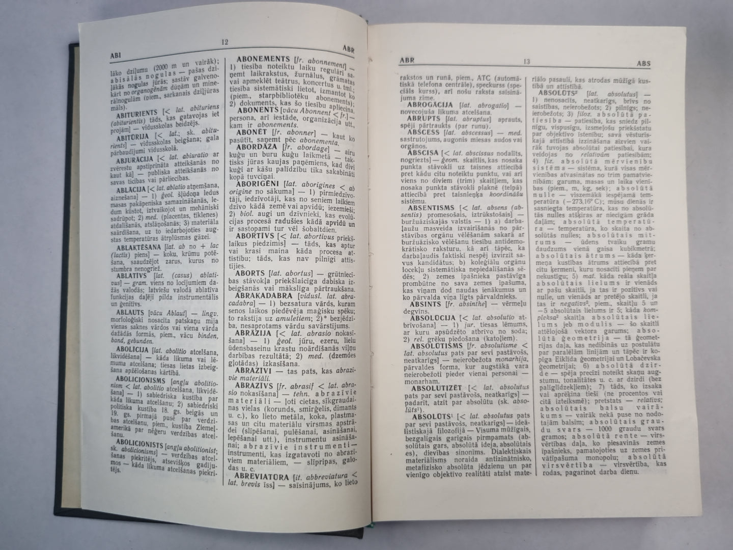 Svešvārdu vārdnīca