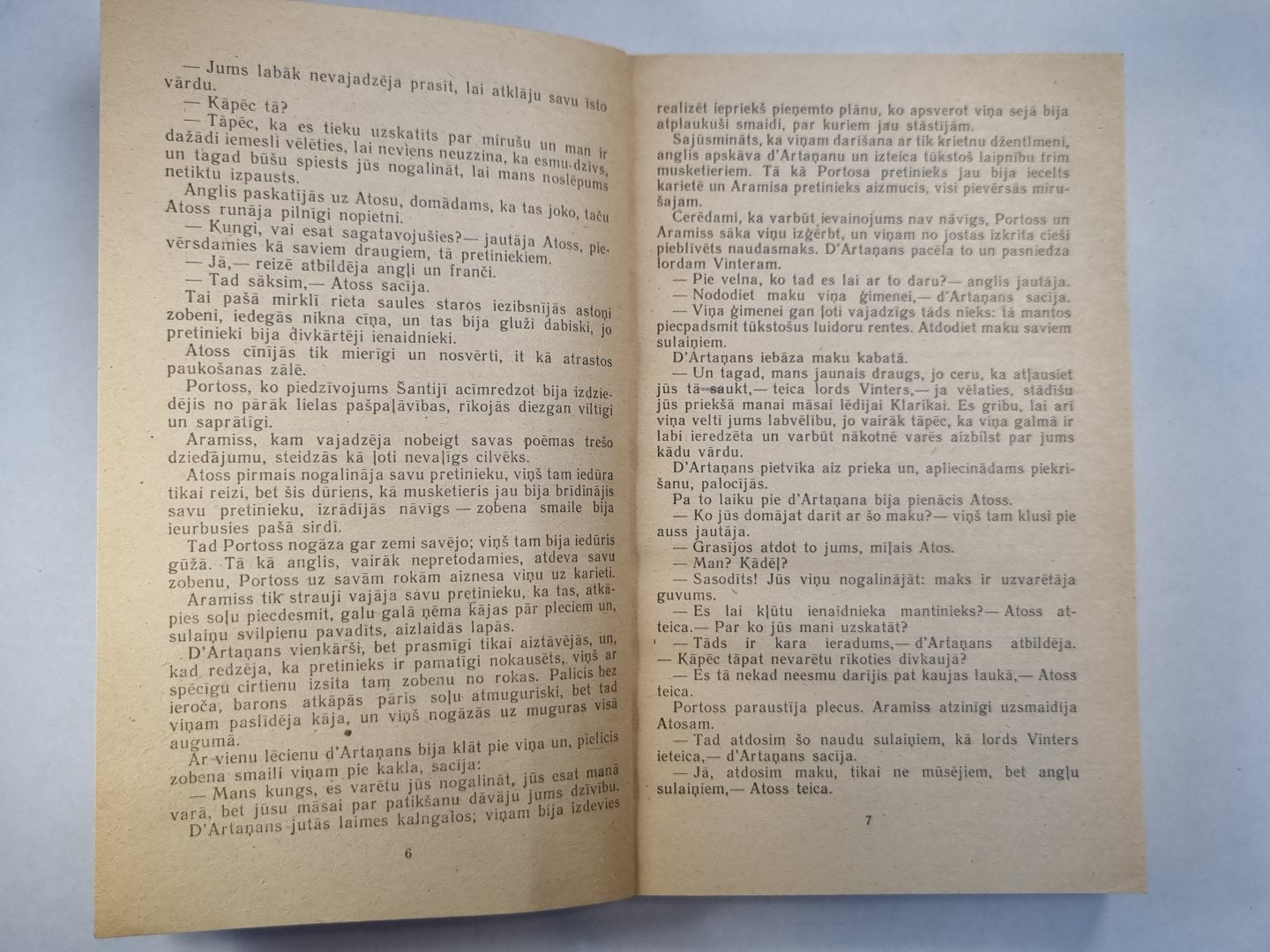 Trīs musketieri. 2.grāmata