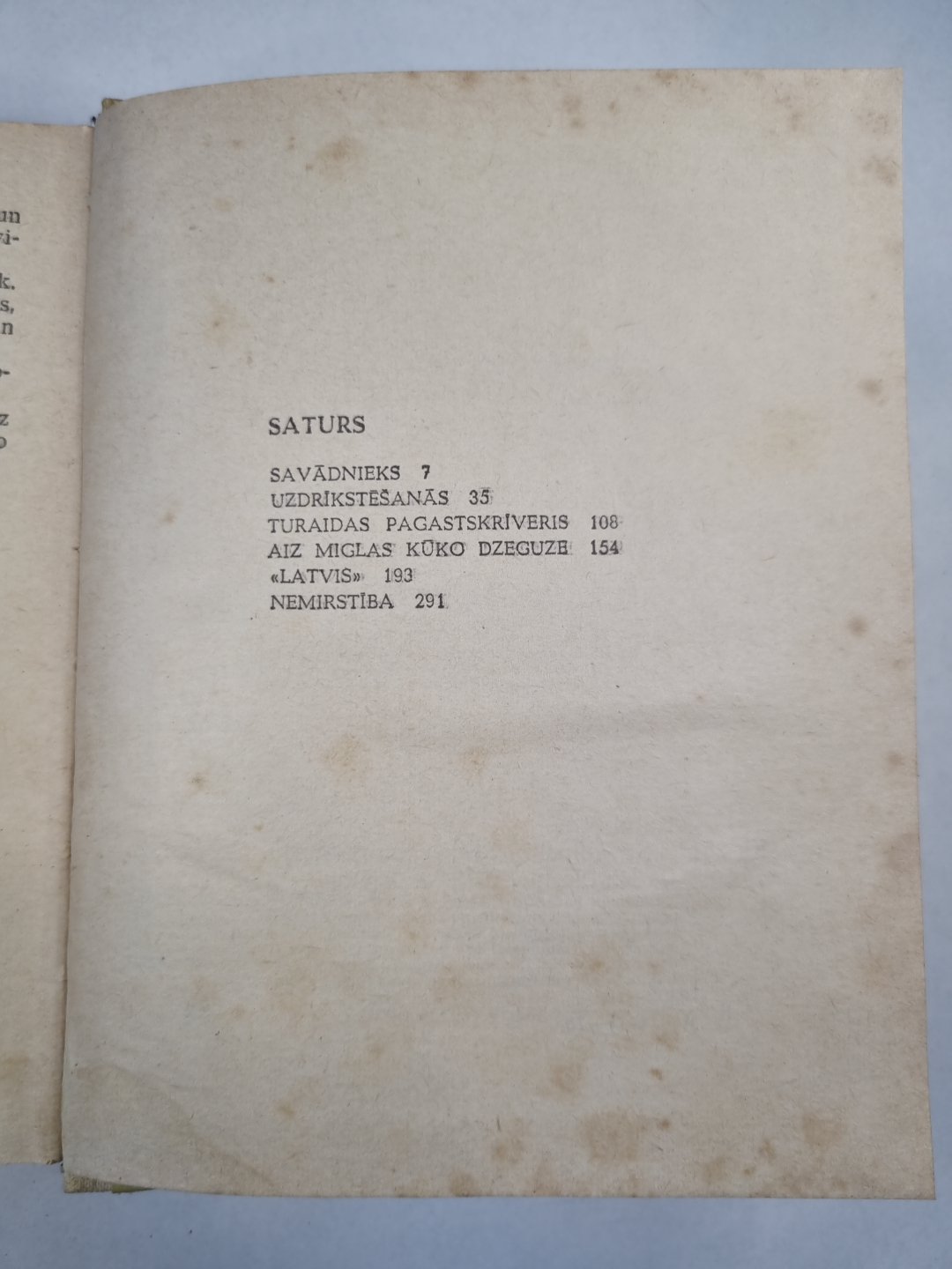 Savādnieki. Seši portreti