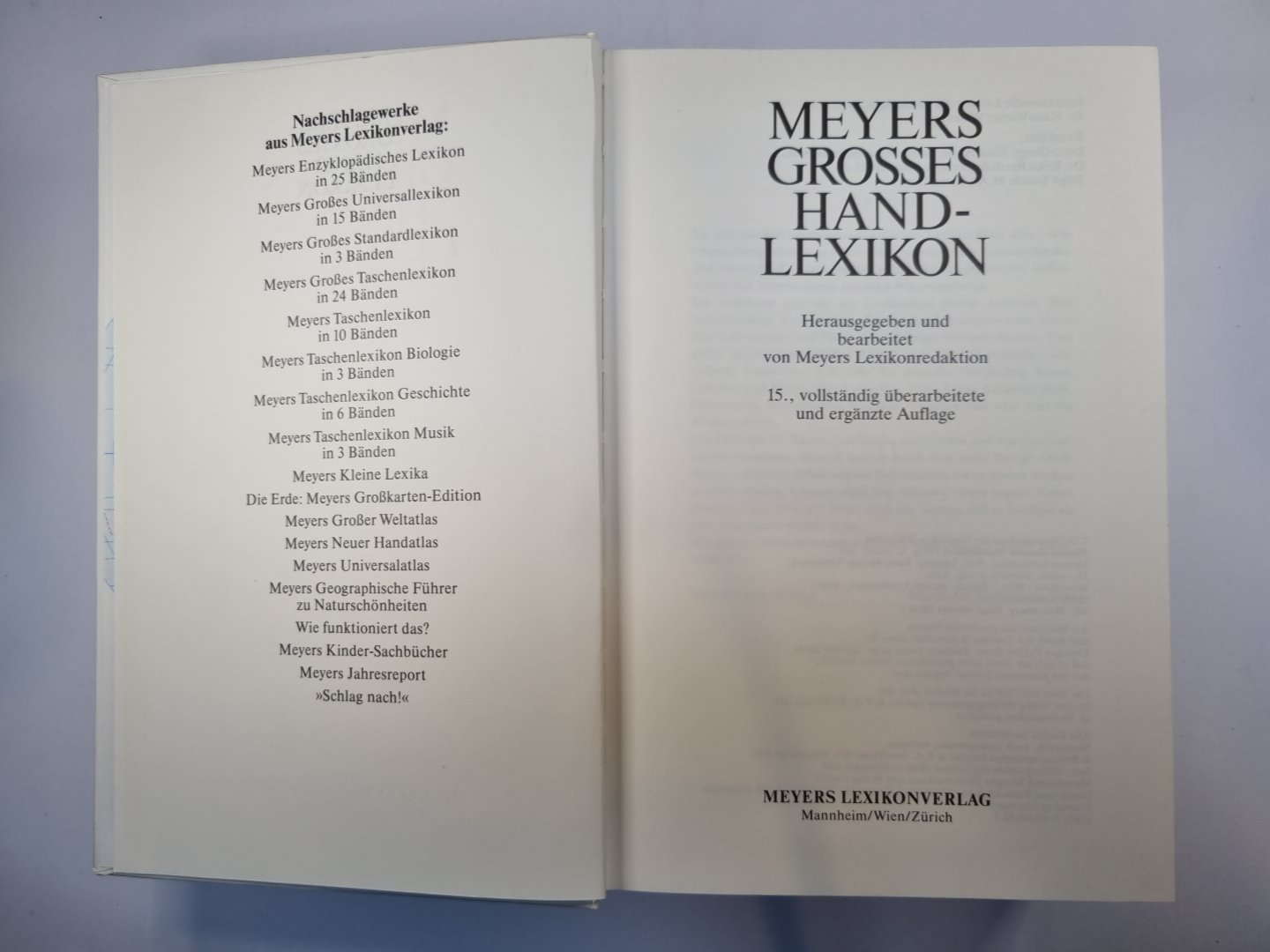 Meyers Grosses Handlexikon