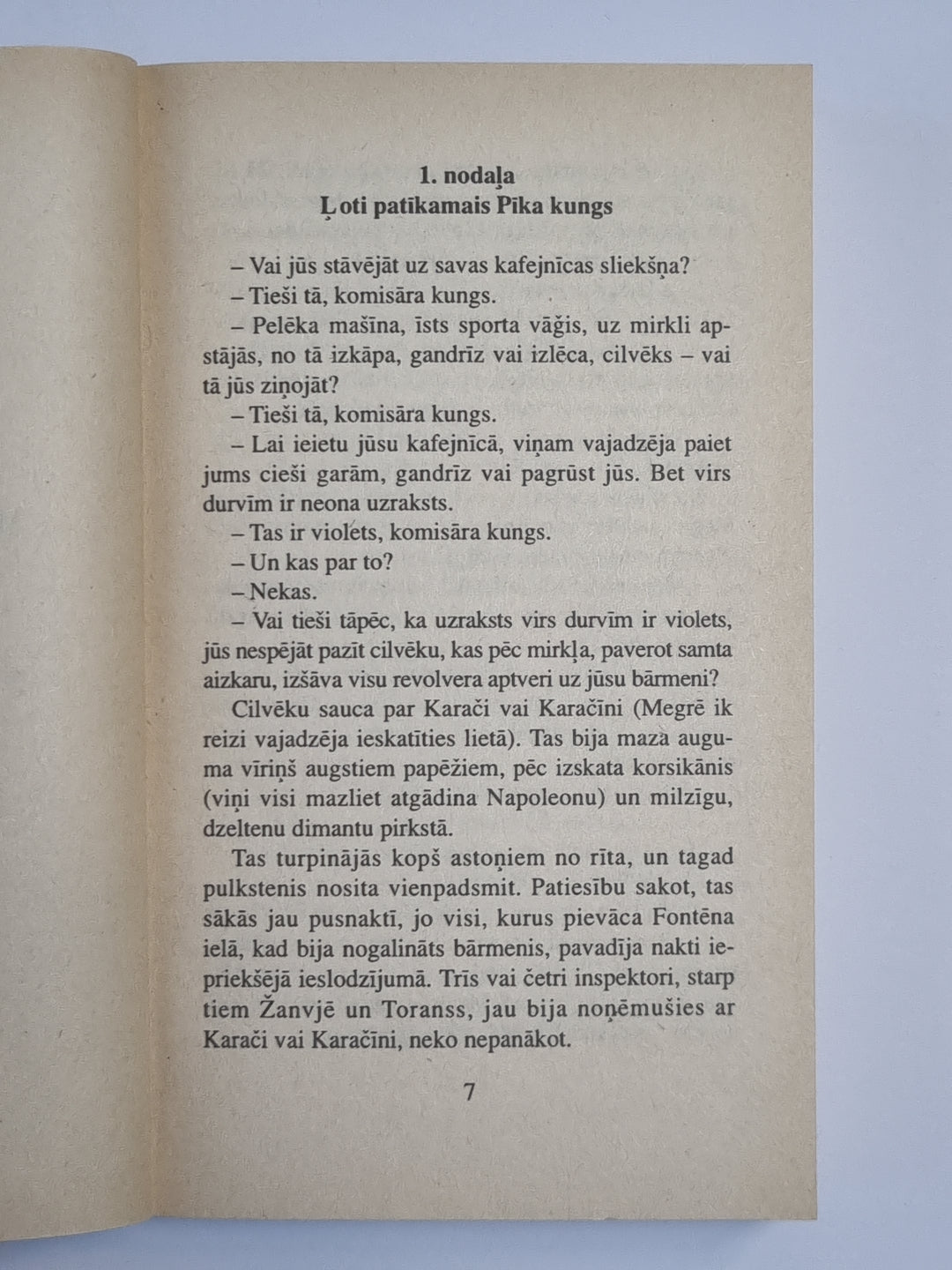 Le Mans traîne Megre. Megre un cilvēks uz sola