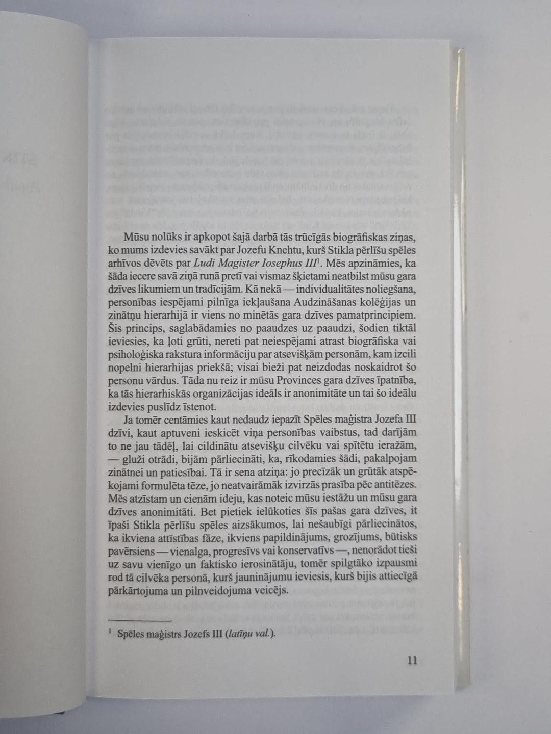 Stikla perlīšu spēle