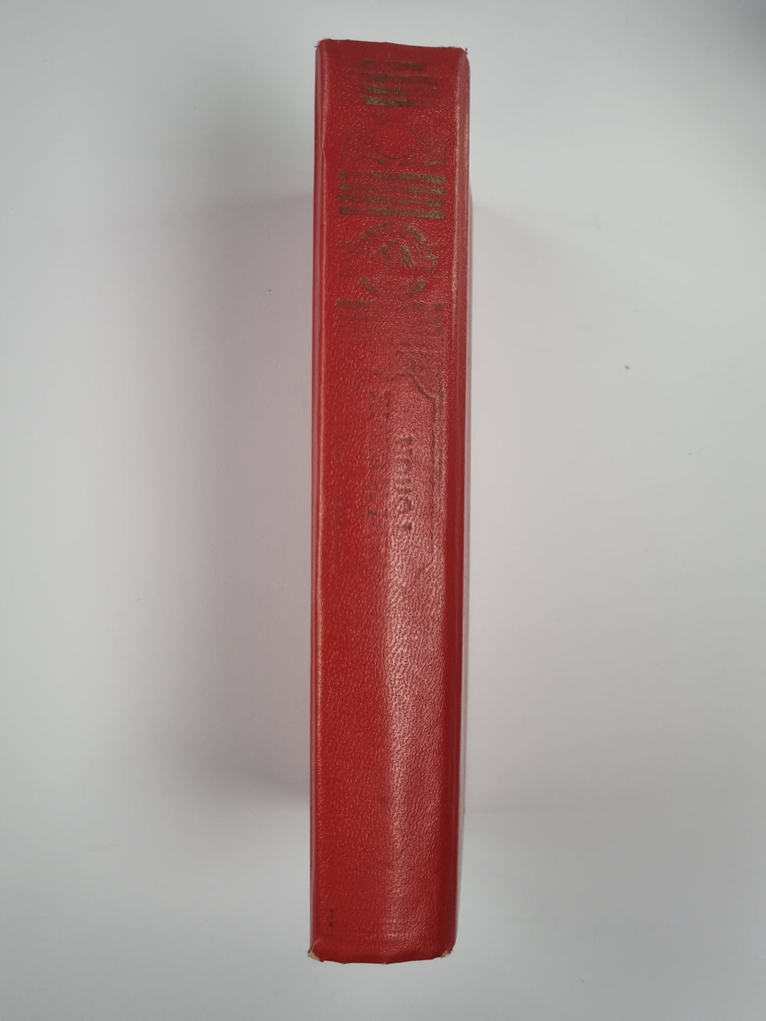 Охота за матерью. Обвинение в убийстве. Тайна семи циферблатов