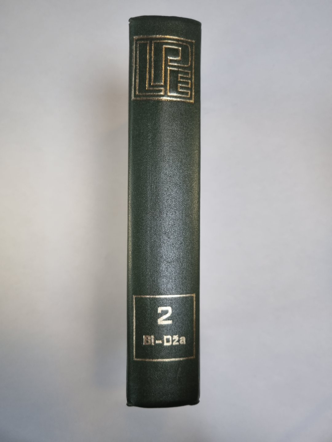 Latvijas padomju enciklopēdija 10 sējumos. 2.Sējums. Bi - Dža