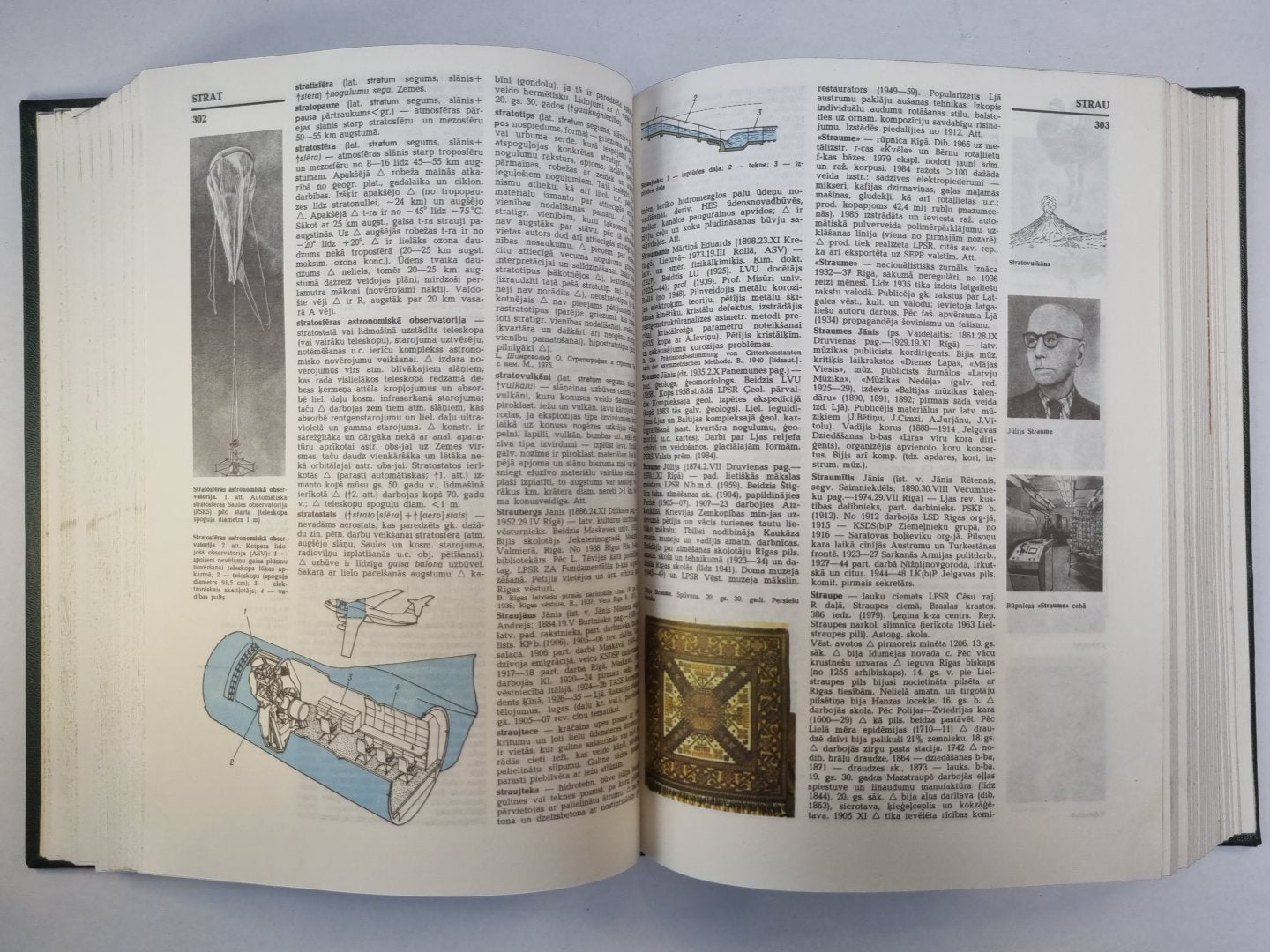 Latvijas padomju enciklopēdija 10 sējumos. 9.Sējums. Singo - Trien