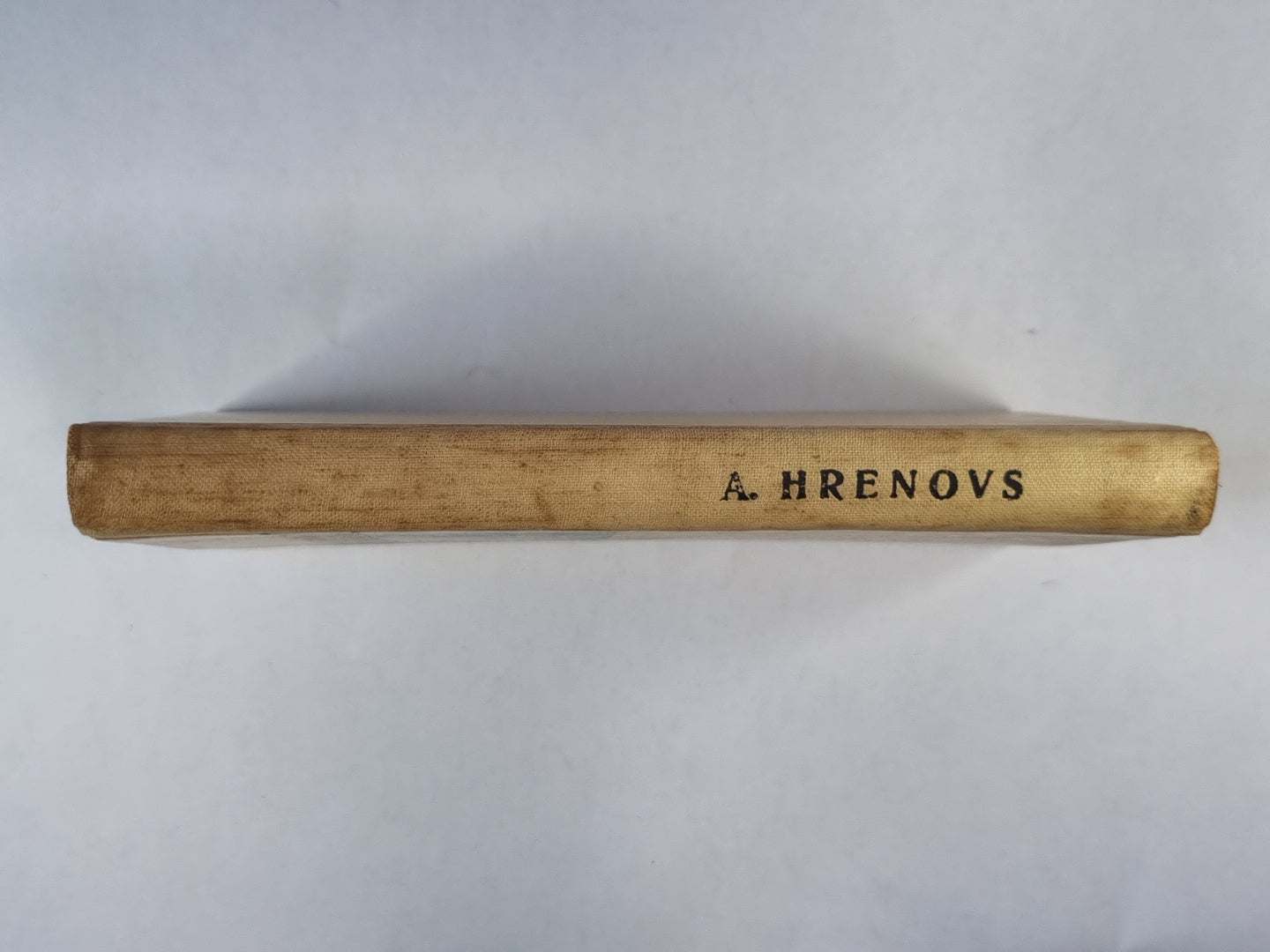 Jaunā kalēja-štancētāja roksasgrāmata