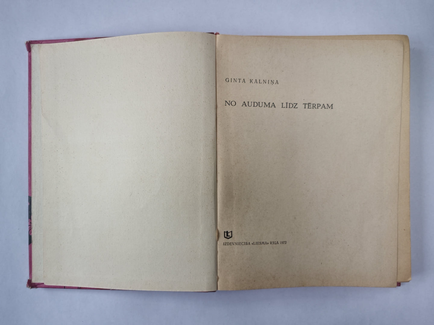 No auduma līdz tērpam