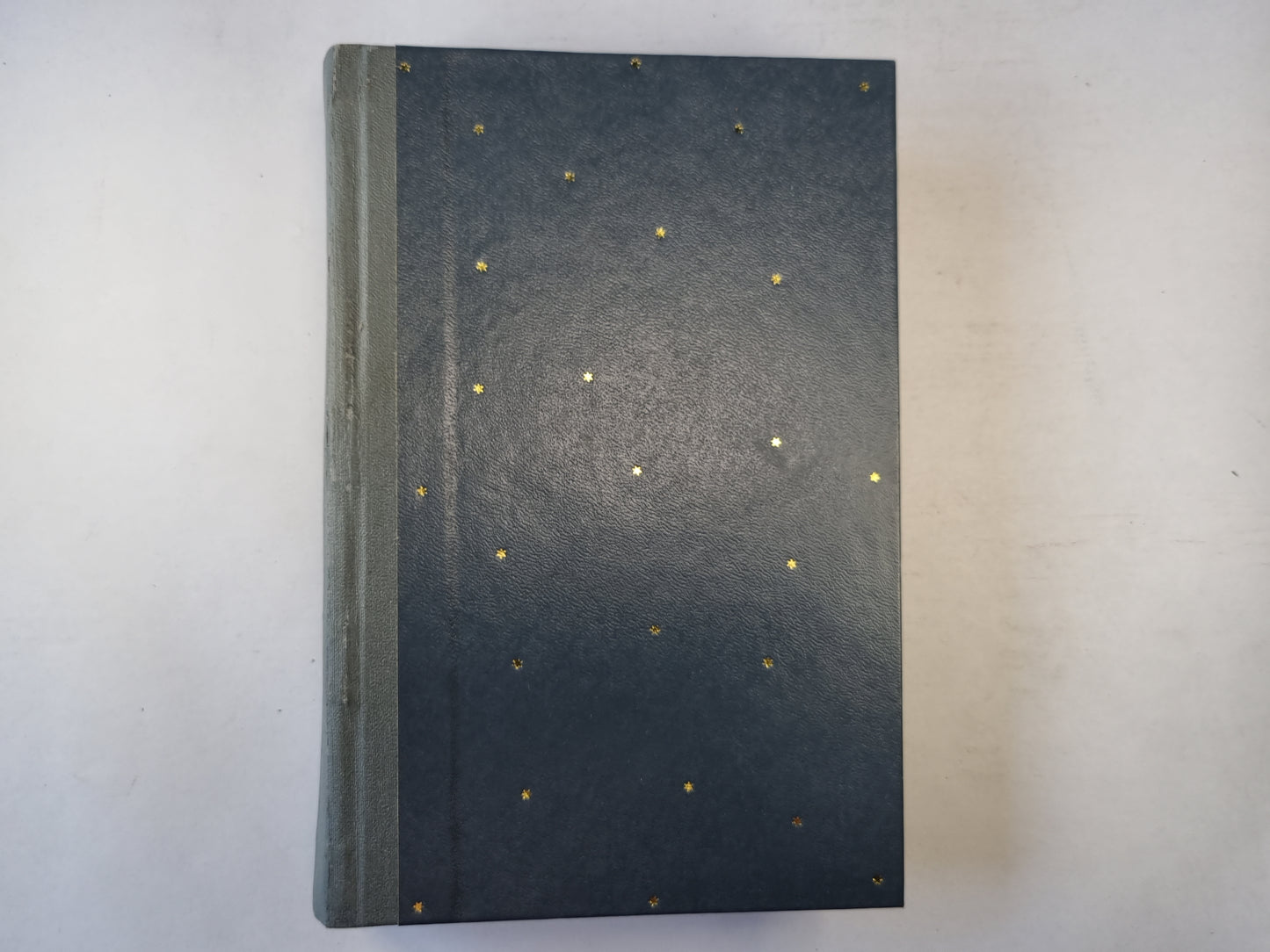 Лунный свет. Мисс Гарриет. Сестри Рондоли