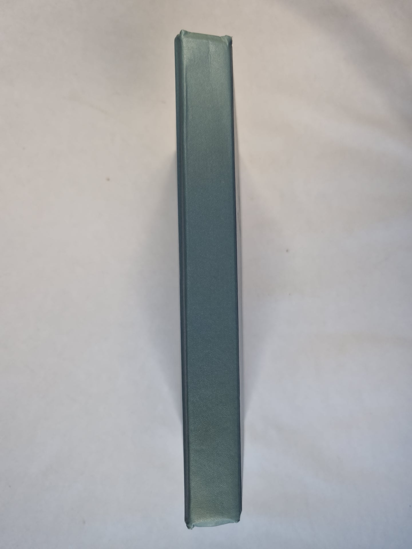 Засеянные звезды. Последняя планета. Клуб любителей фантастики